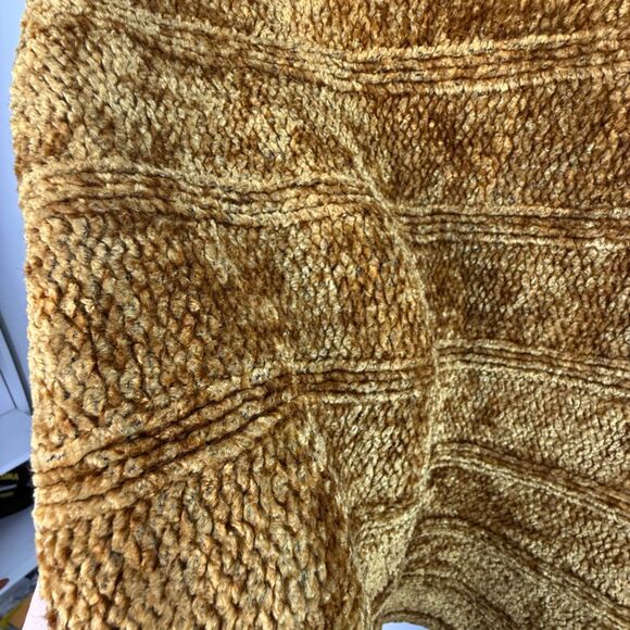 NWOT Free People 'Velvet Dreams' Gold Pullover Knit Wide-Arm Sweater - Picture 5 of 8